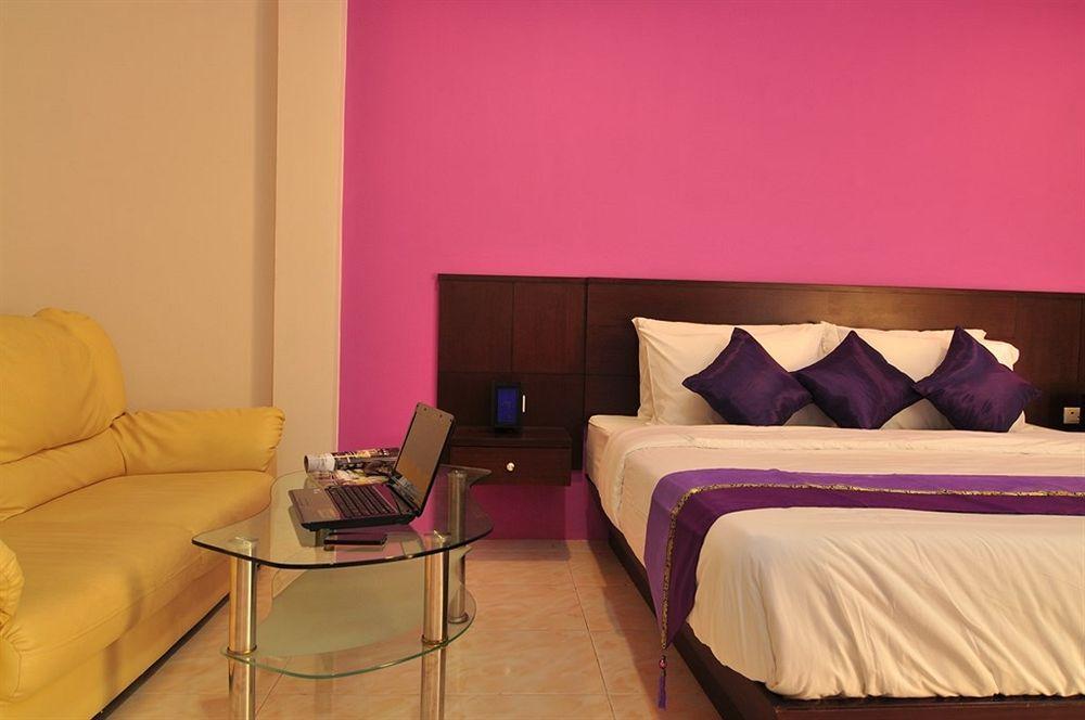 Islanda Boutique Hotel Patong Exterior foto